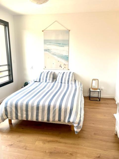 Loft Standing 100 M2 A 200 Metres De La Plage Apartment Lacanau Exterior photo